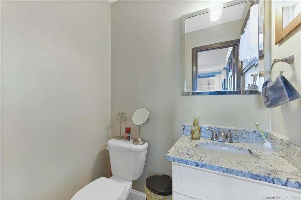 Photo of 30 Meadowlark Road