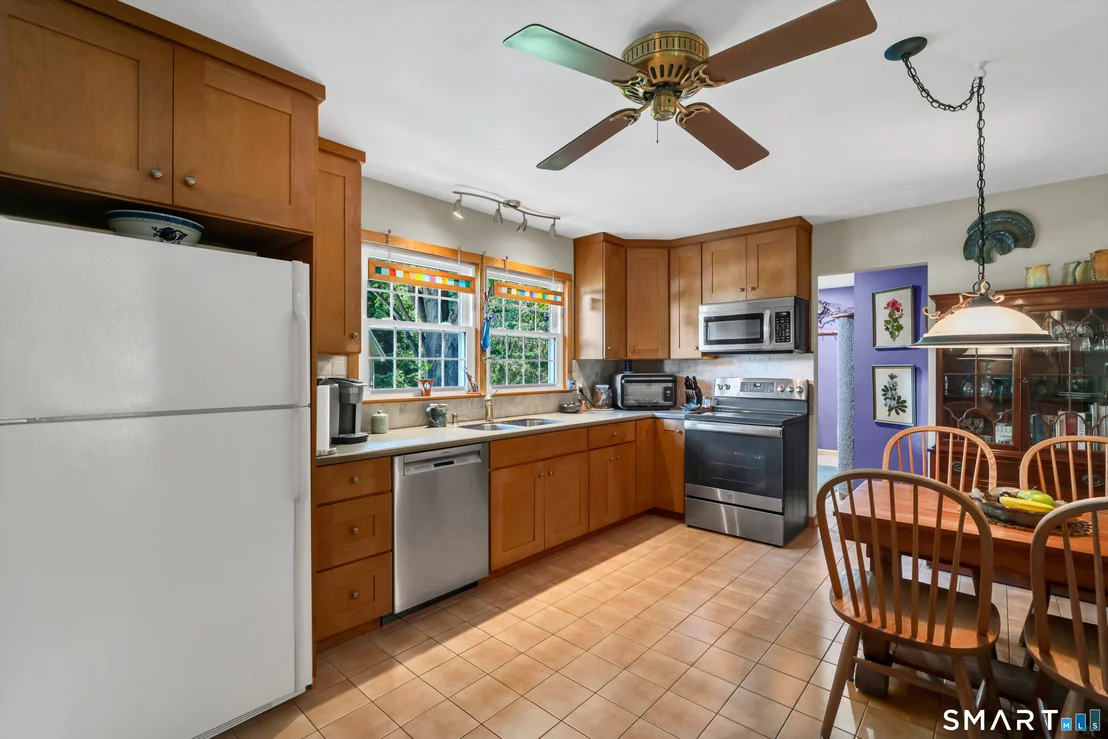 Photo of 32 Ives Avenue