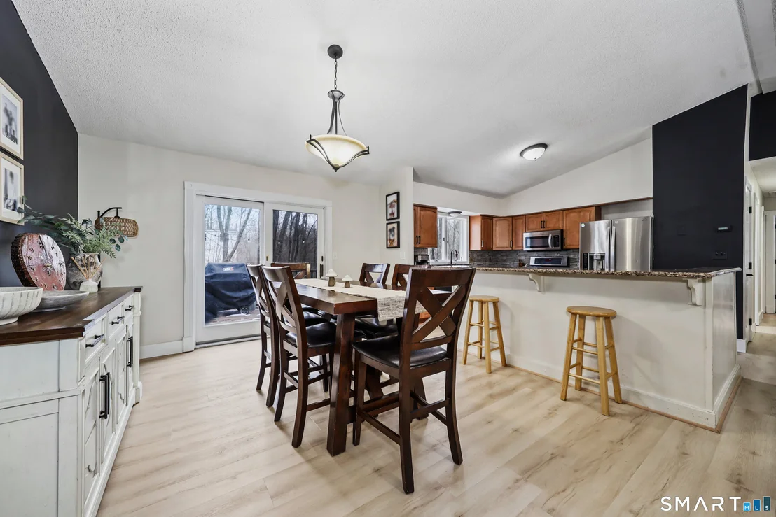 Photo of 7 Circuit Avenue