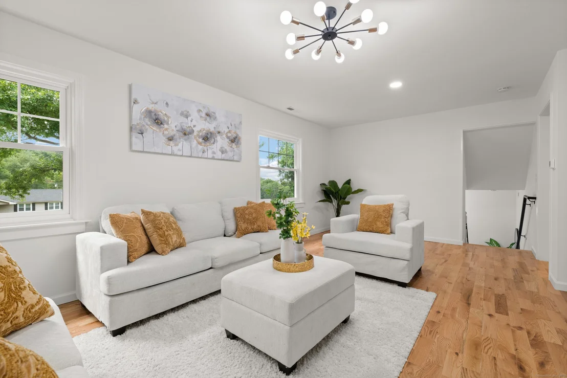 Photo of 110 Bayview Circle