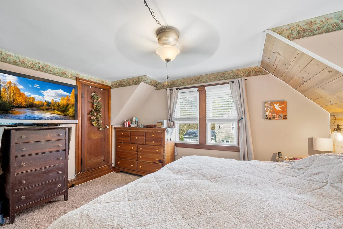 Photo of 17 Sunset Avenue