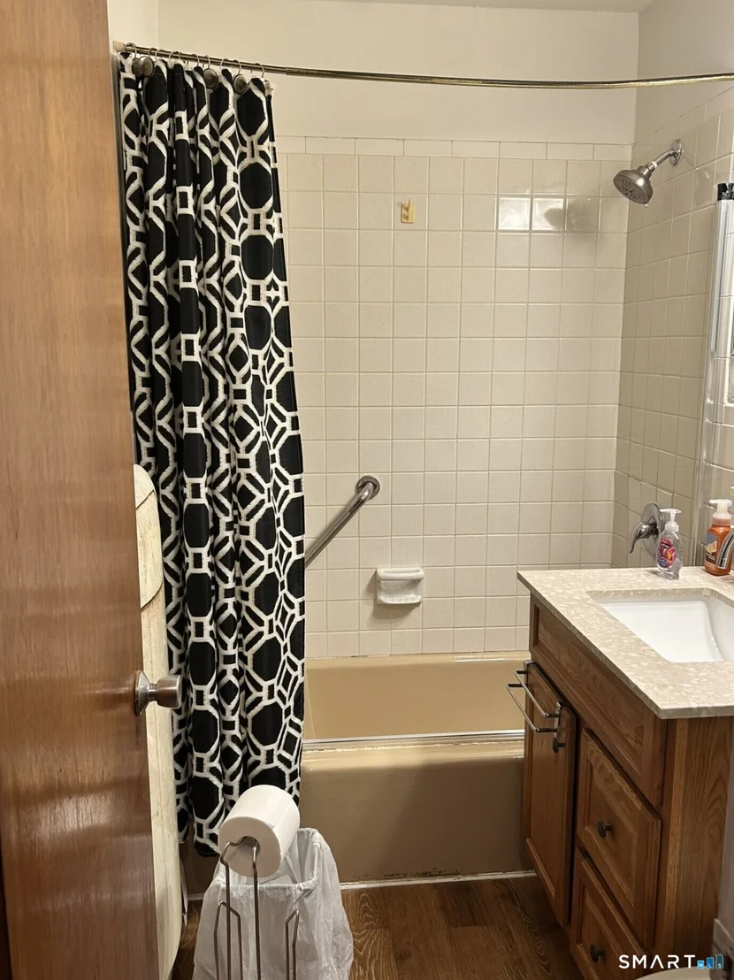 Photo of Unit 4 at 2 Camelot Drive