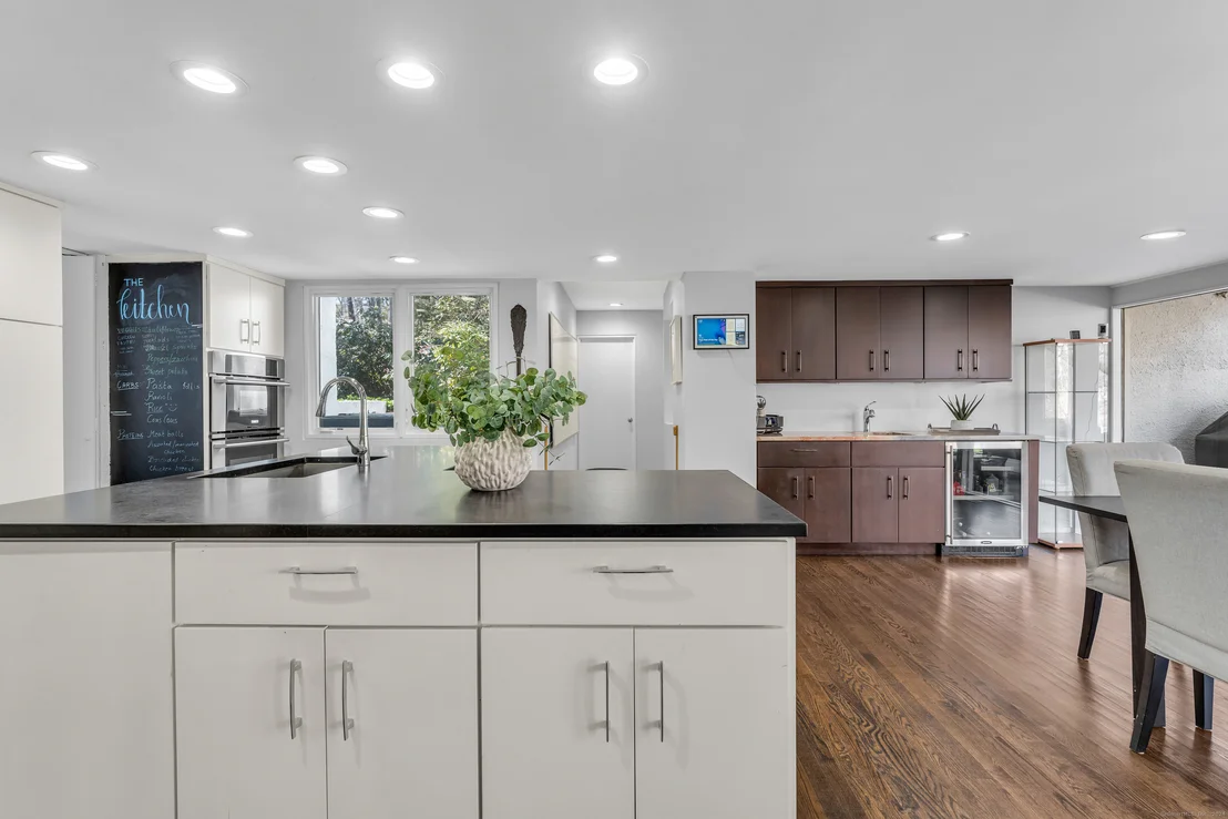 Photo of 17 Pine Ridge Road
