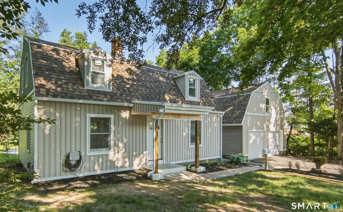 Photo of 16 Deepwood Drive