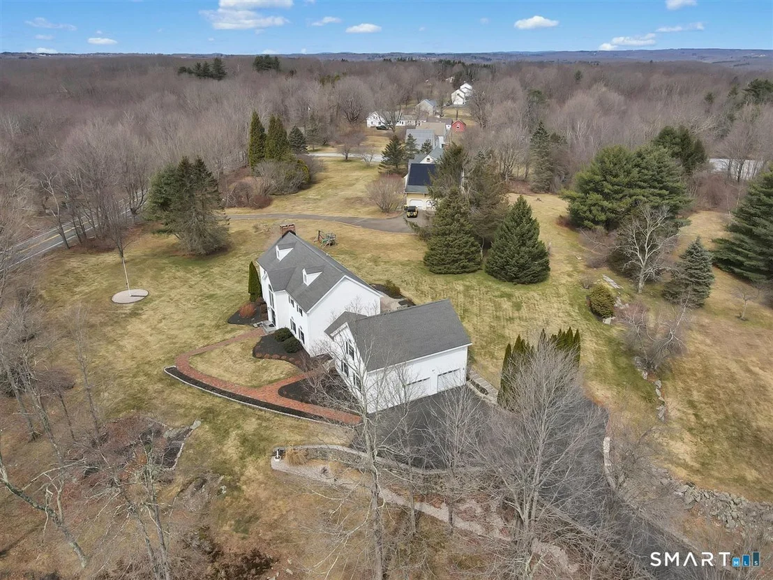 Photo of 21 Hidden Pond Drive