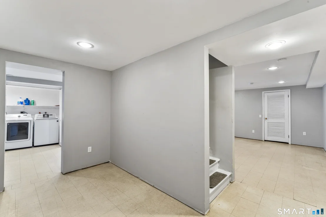 Photo of 6 Crestwood Drive
