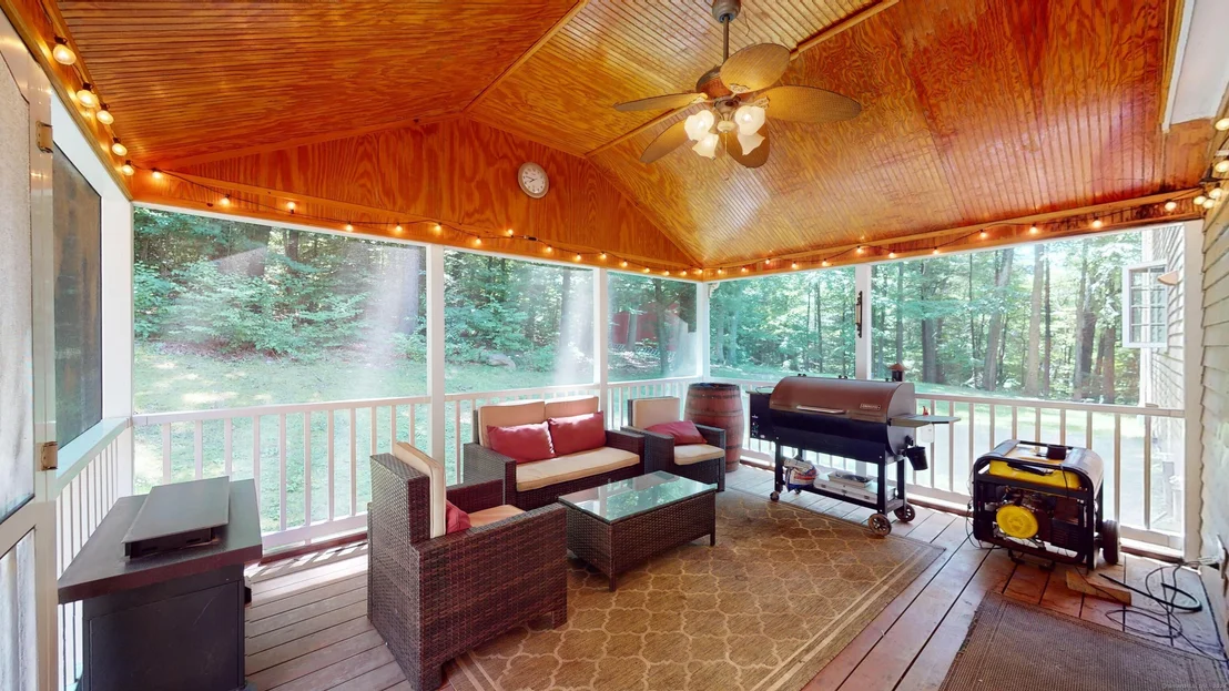 Photo of 3295 Mountain Road