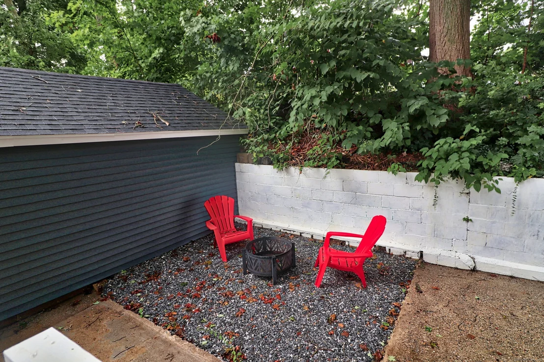 Photo of 17 Maple Street