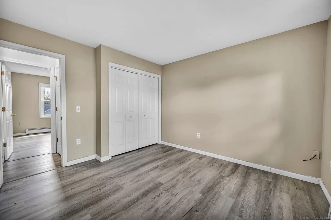 Photo of 333 Upper Valley Road