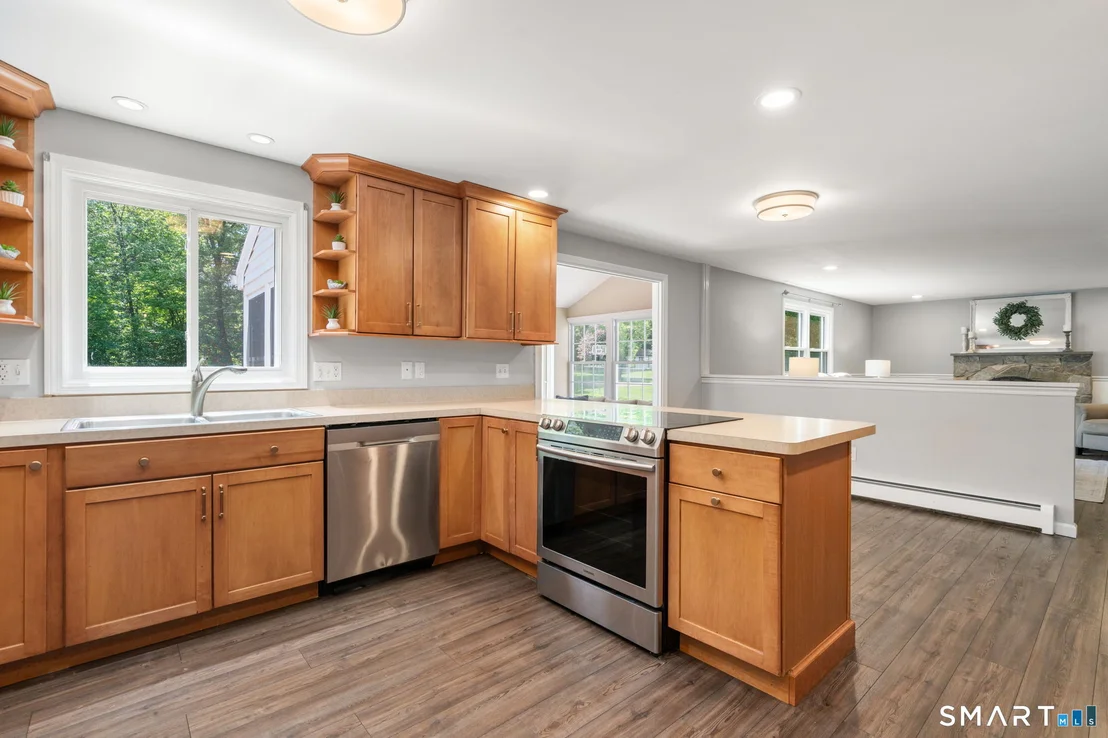 Photo of 200 Lefoll Boulevard