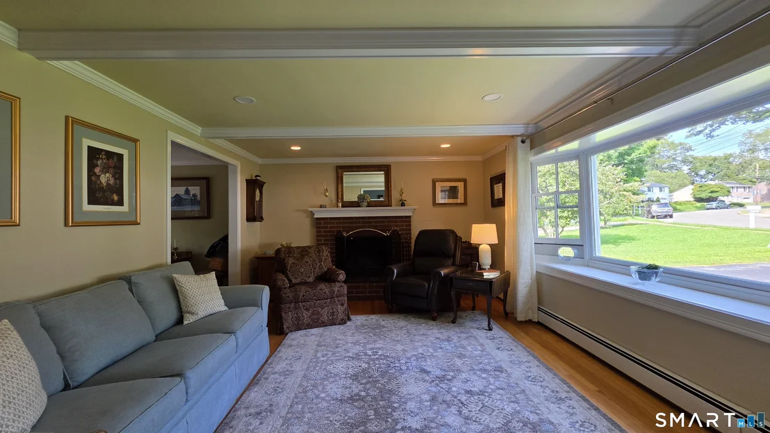 Photo of 261 Ridgewood Drive