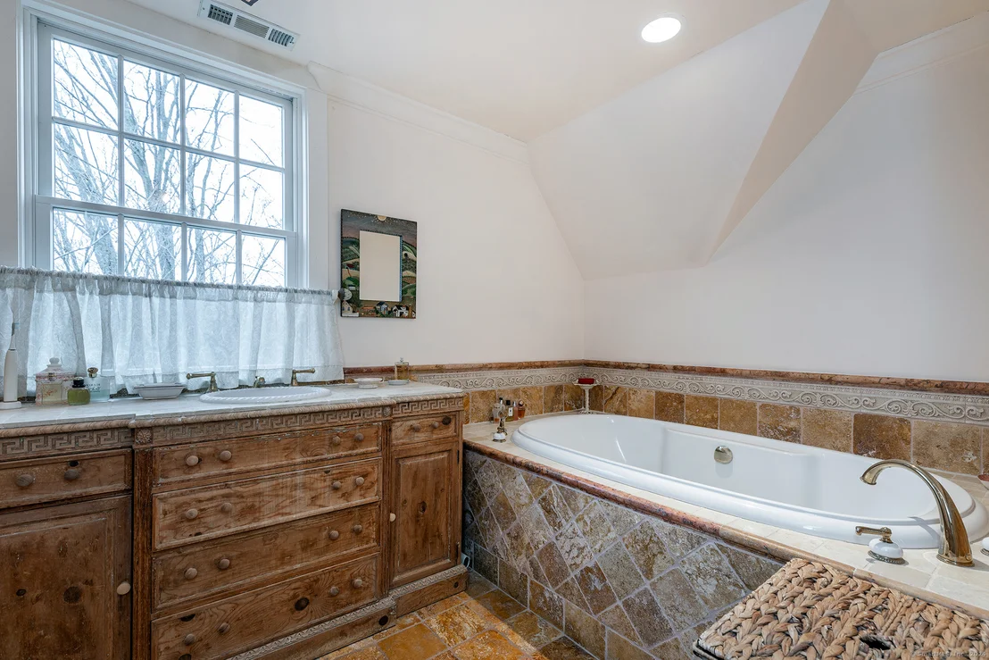 Photo of 112 Wewaka Brook Road