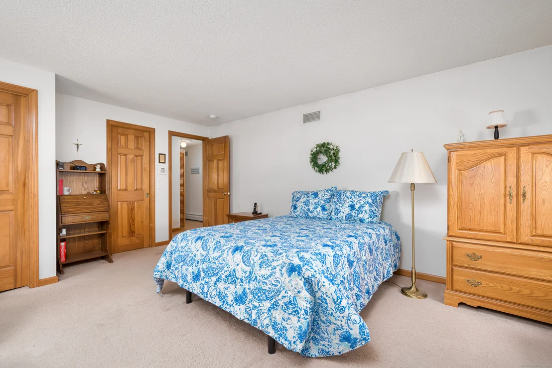 Photo of 226 Windmill Hill