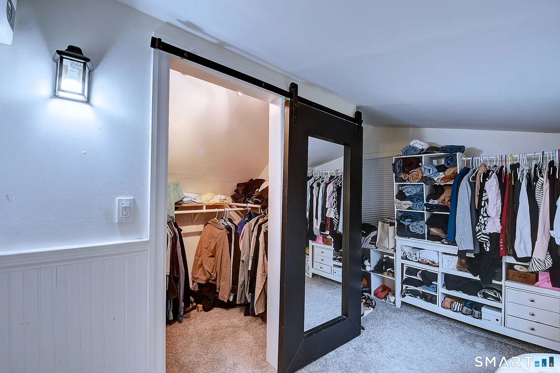 Photo of 27 Chestnut Hill Road