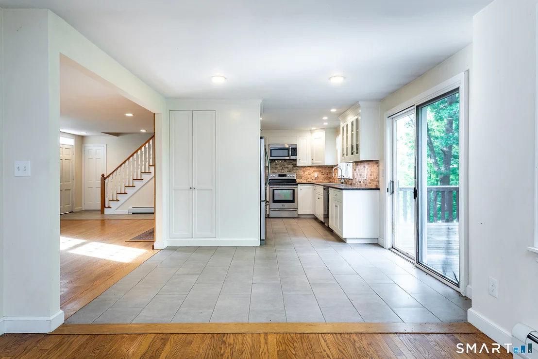 Photo of 124 Botsford Hill Road