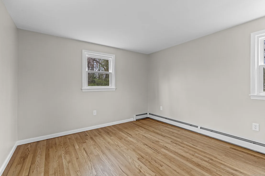 Photo of 35 Hampton Lane