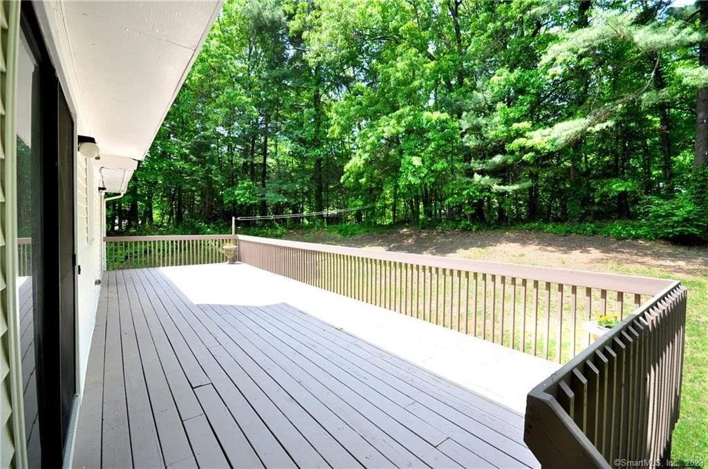 Photo of 5 Saxton Brook Drive