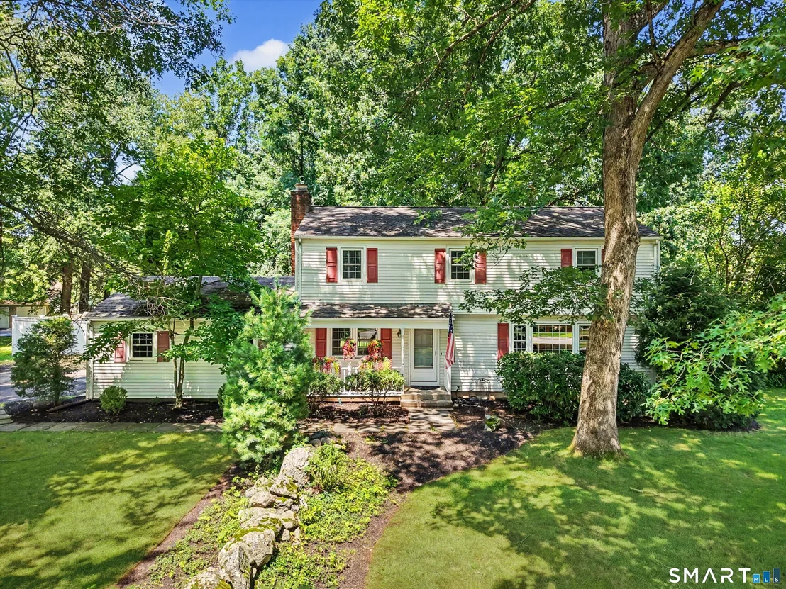 Photo of 36 Chimney Drive