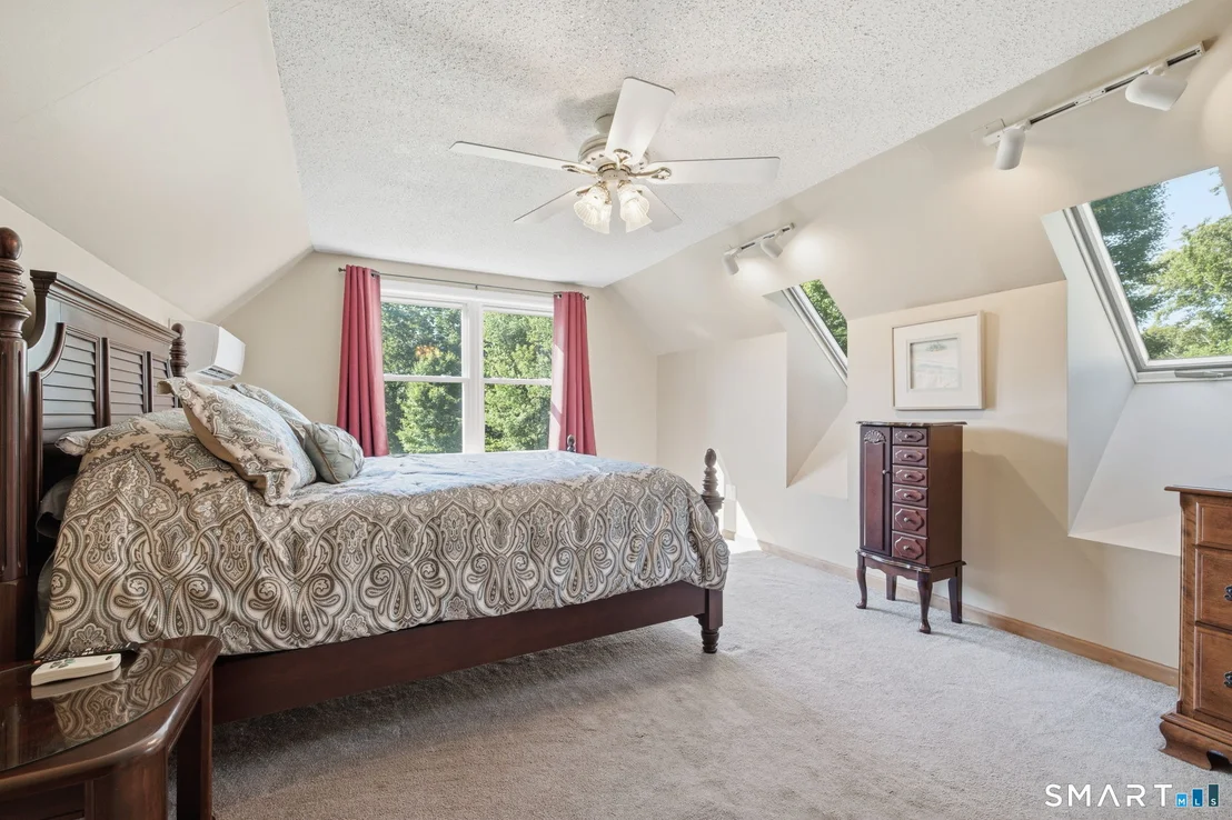 Photo of 141 Hop River Road