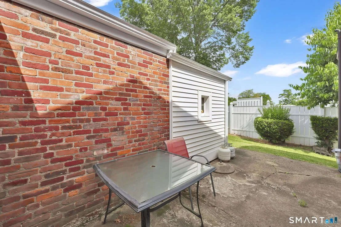 Photo of 104 Exeter Street