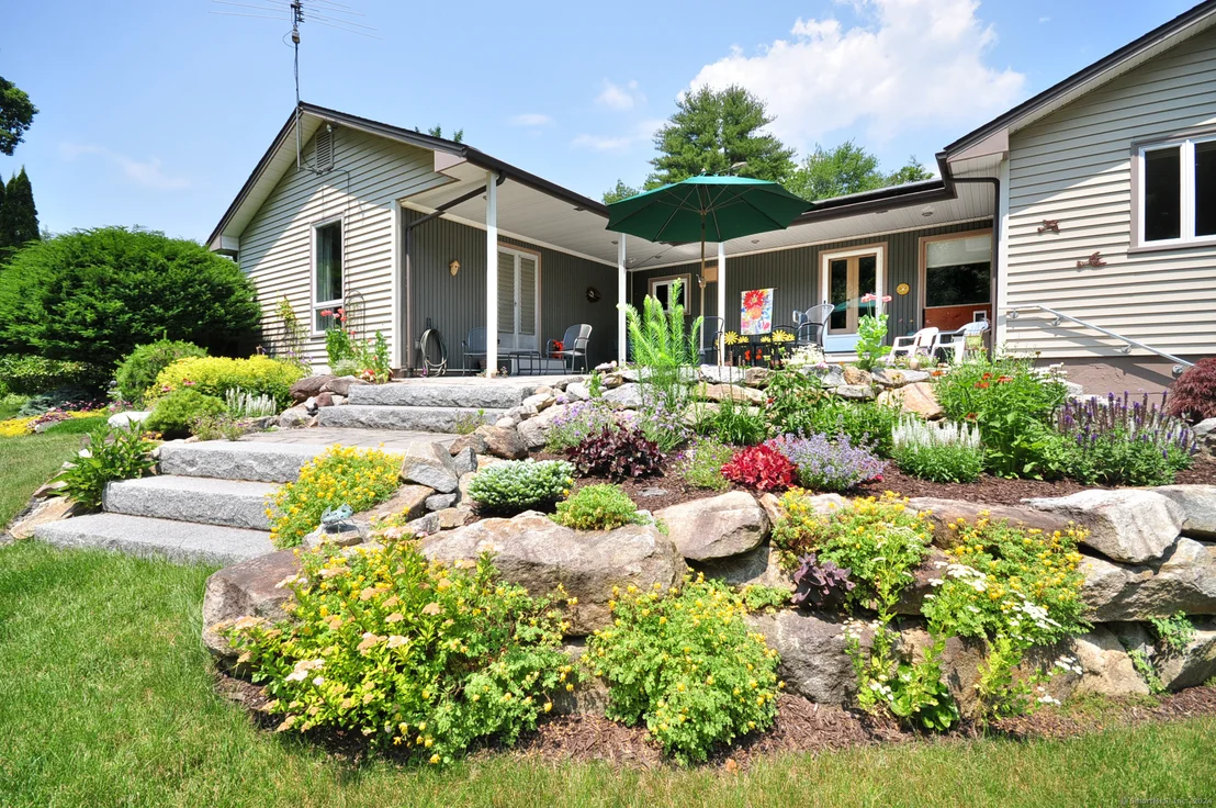 Photo of 15 Harmony Hill Road