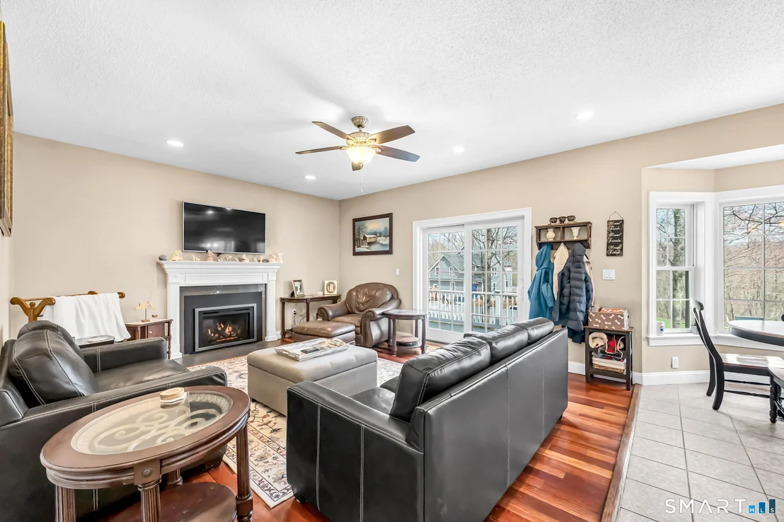 Photo of 977 Sheldon Street