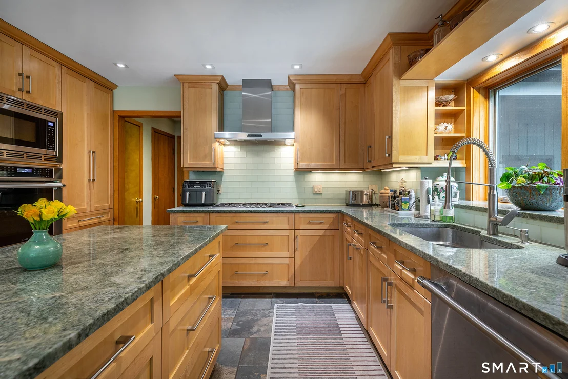Photo of 51 Long Meadow Road