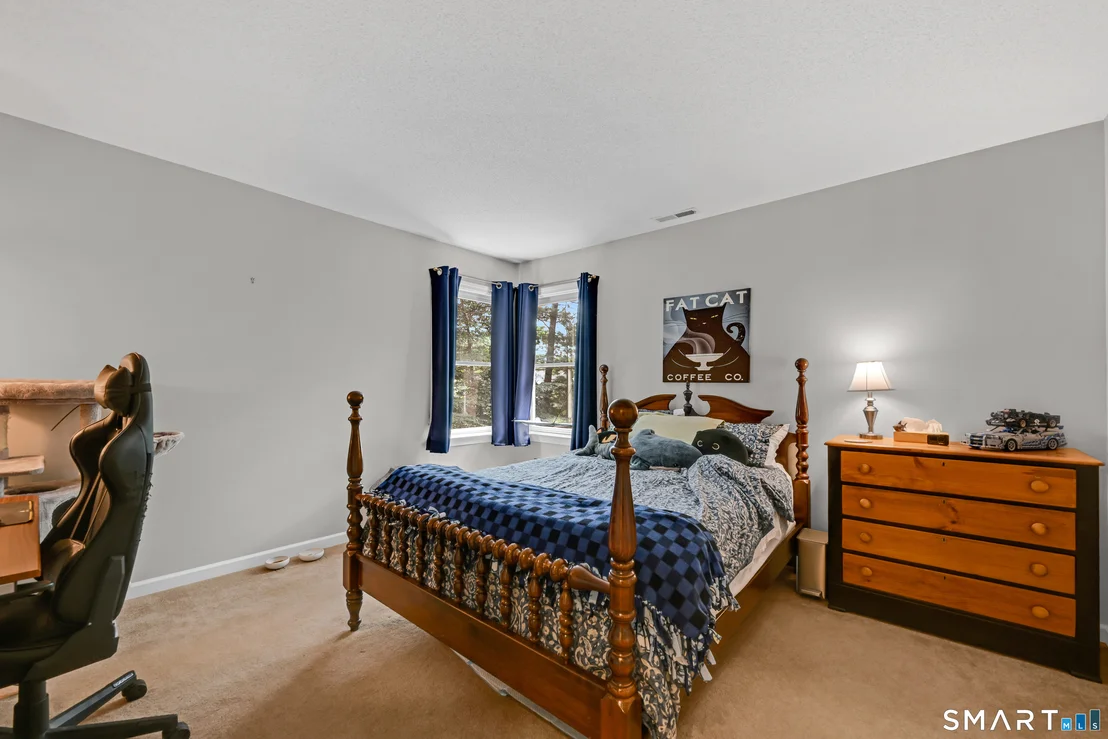 Photo of 107 Robin Drive