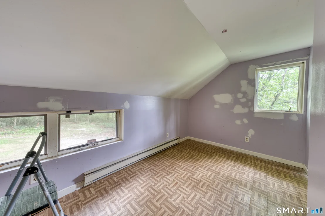 Photo of 102 Brookside Lane