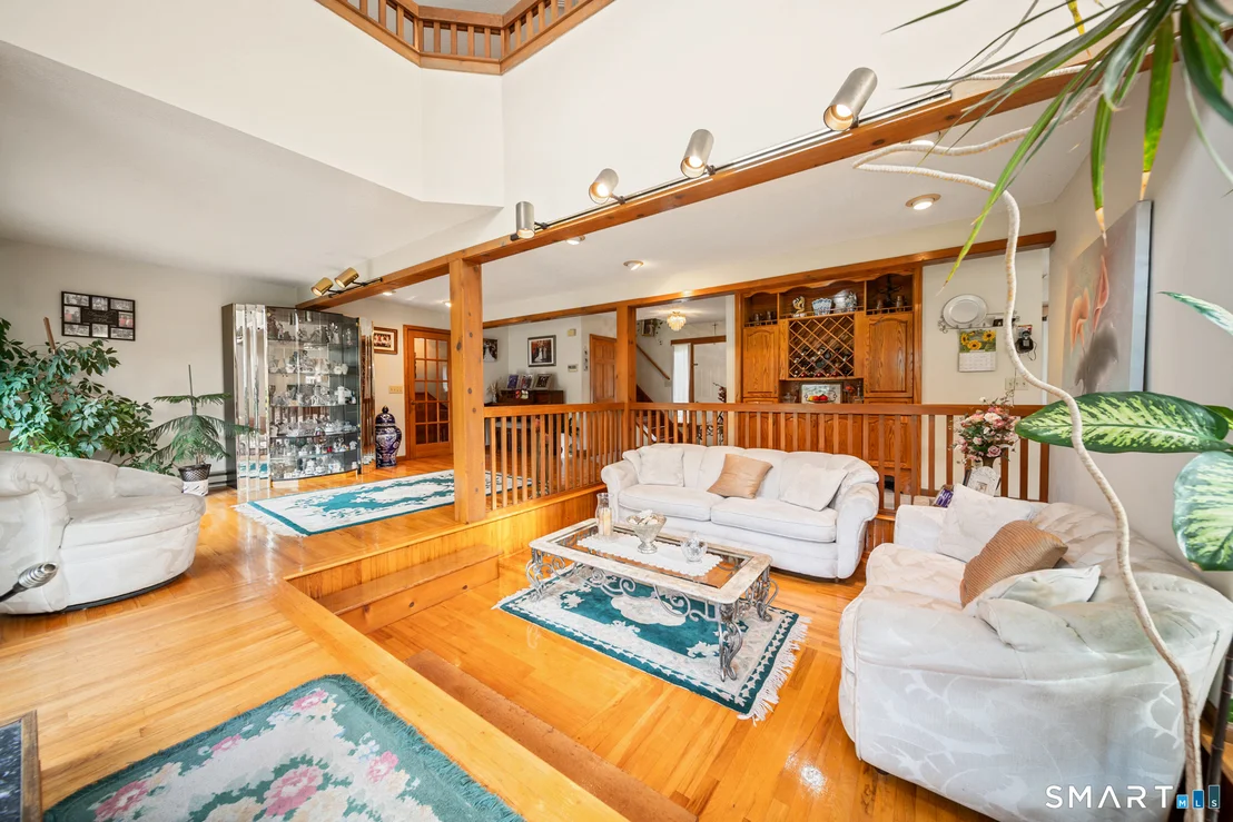 Photo of 1 Bayberry Road
