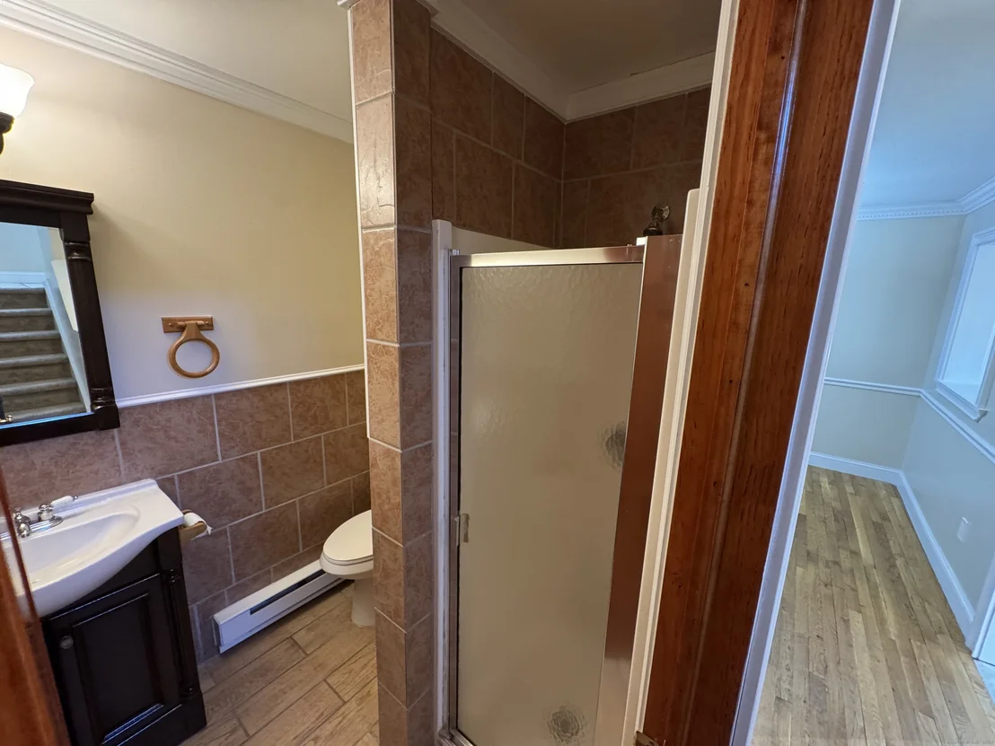 Photo of Unit APT3 at 10 Taft Point