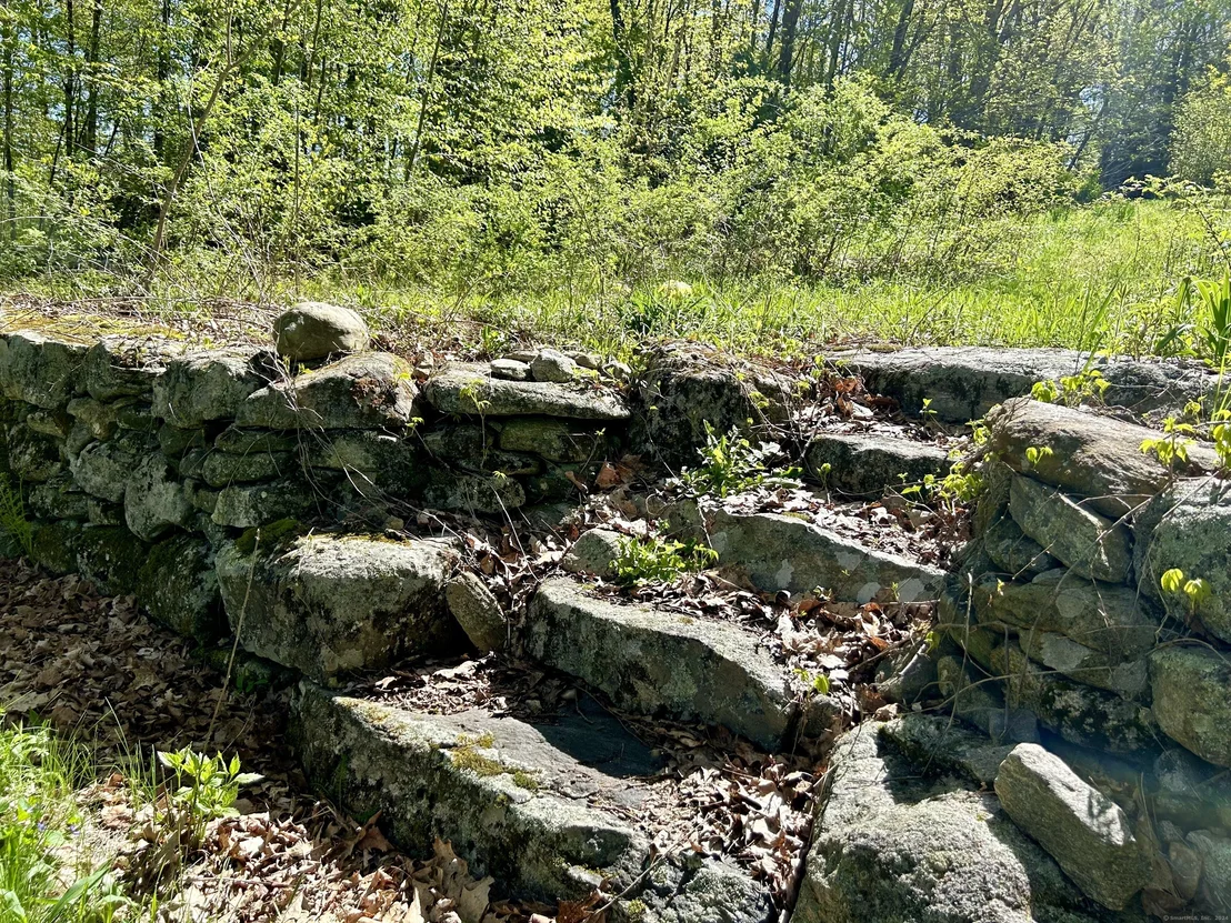 Photo of 603 Colebrook Road