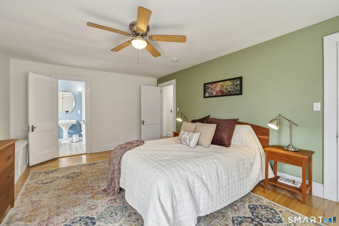 Photo of 365 Maple Avenue