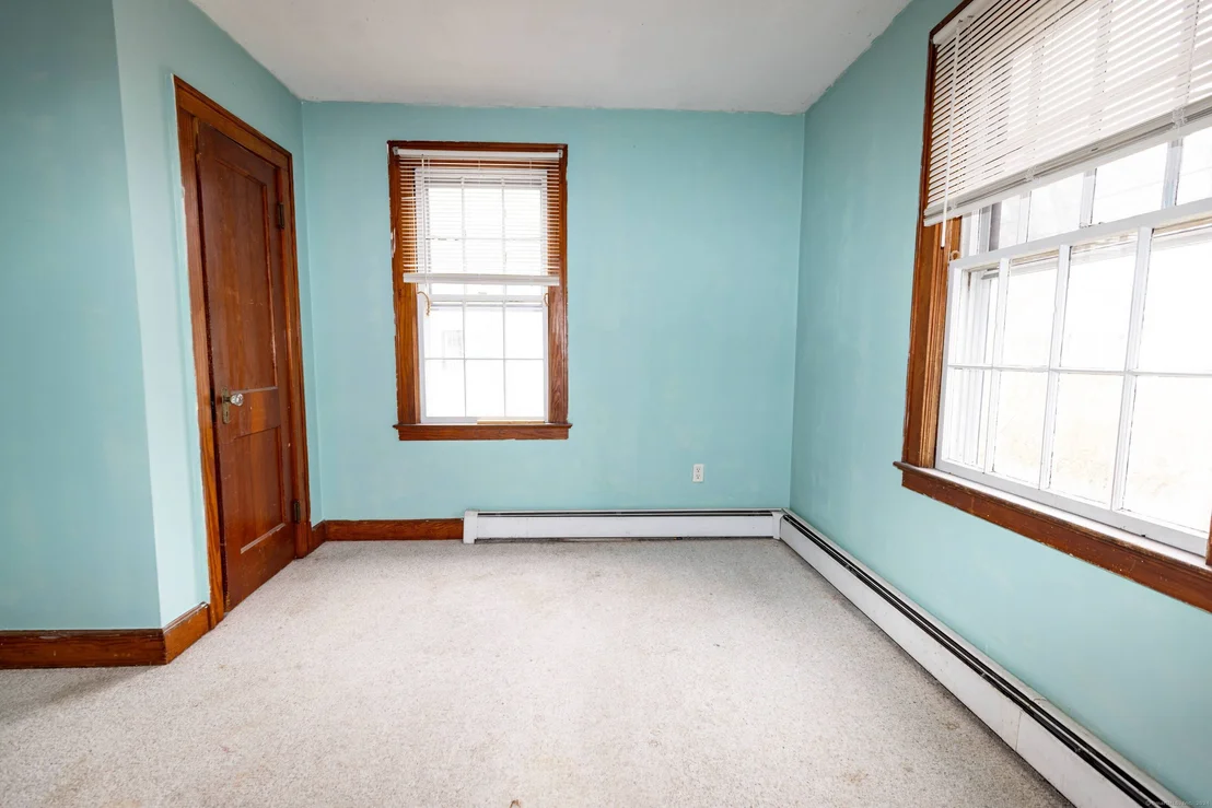 Photo of 9 Ford Avenue