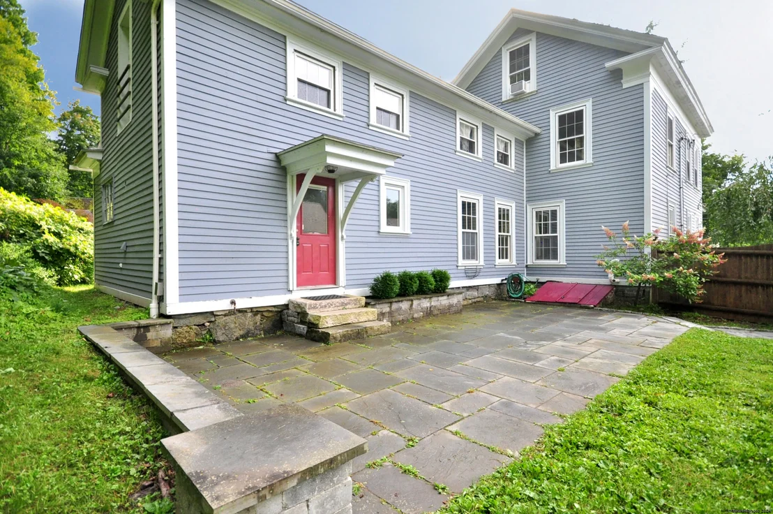 Photo of 19 Maple Avenue