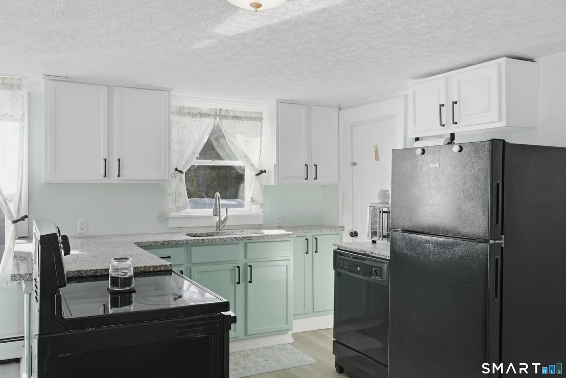 Photo of 74 Riverside Drive