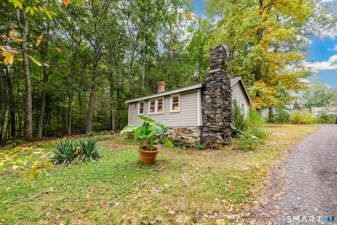 Photo of 37 Sassacus Road