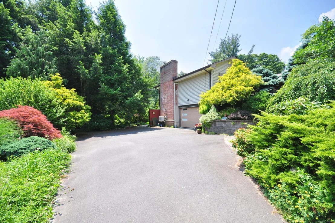 Photo of 15 Harmony Hill Road
