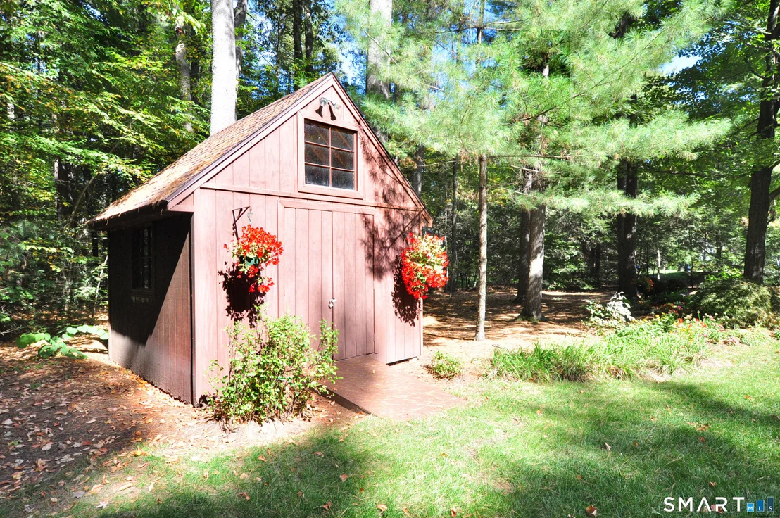 Photo of 15 Winhart Drive