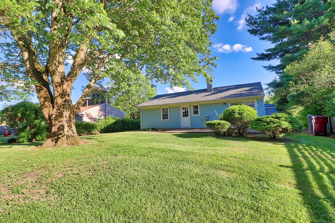Photo of 10 Fox Run Road