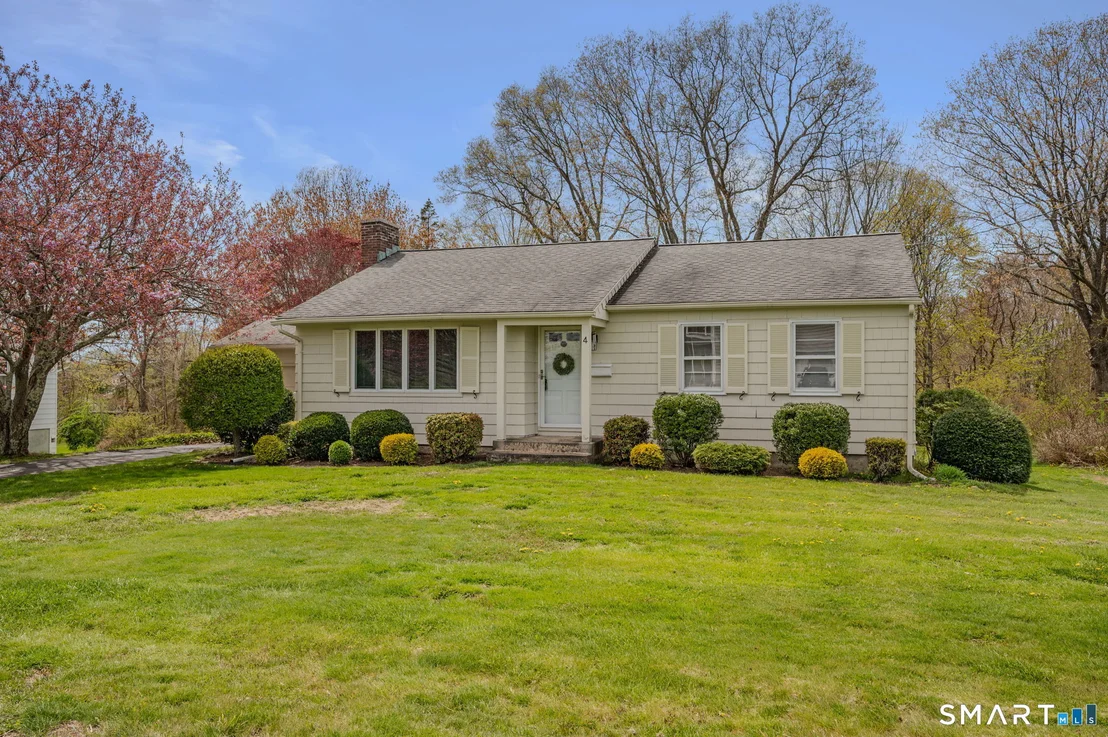Photo of 4 Champlin Hill Court