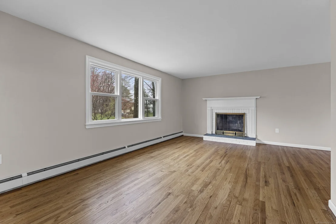 Photo of 35 Hampton Lane