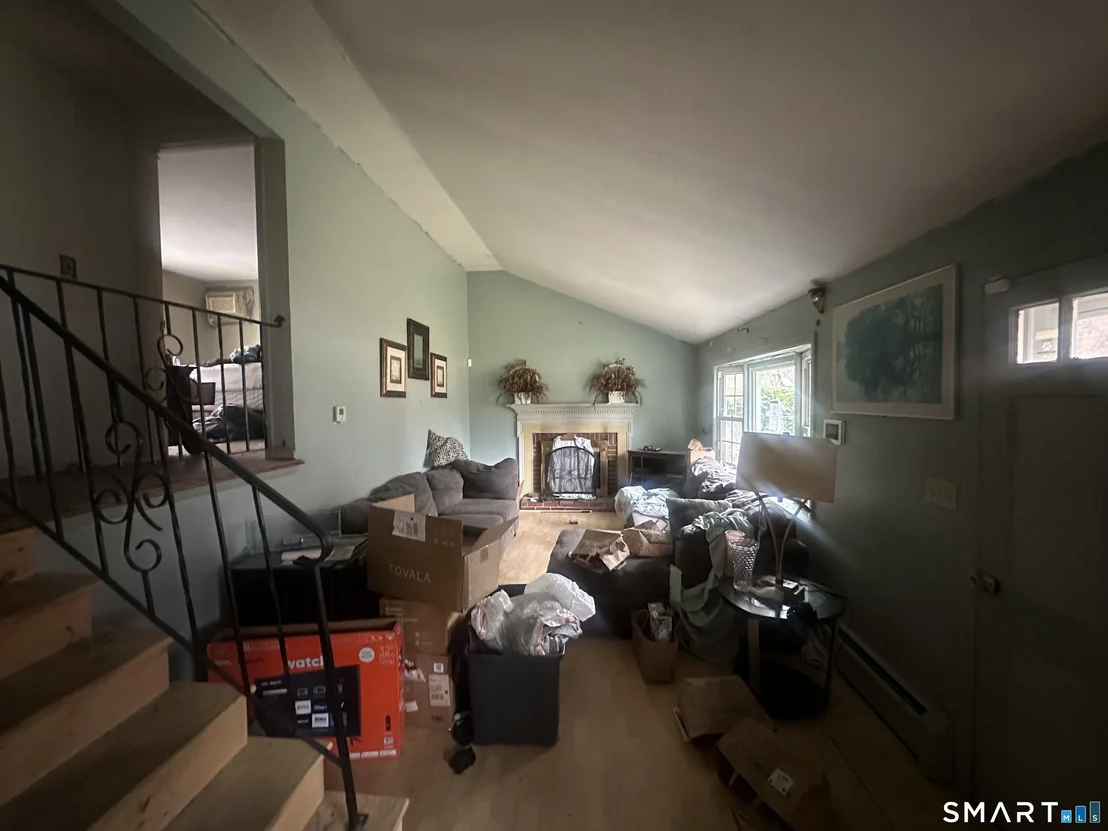 Photo of 779 Ellington Road