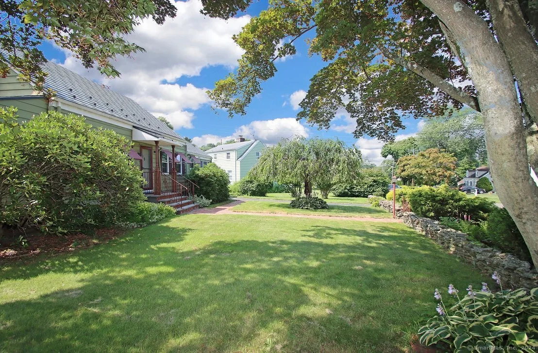 Photo of 33 Vineyard Road