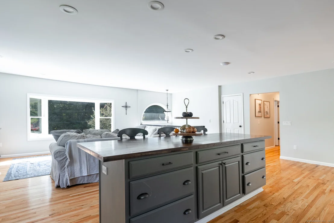 Photo of 205 Hanover Road