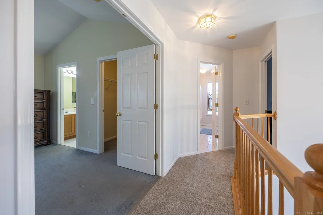 Photo of 133 Hillandale Boulevard