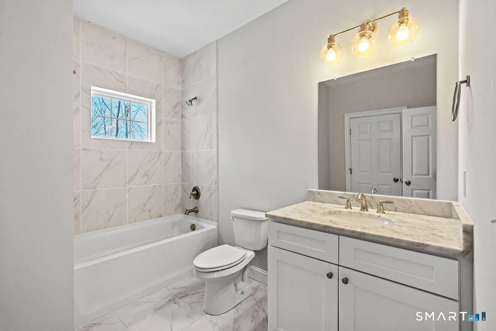 Photo of 359 Hammertown Road