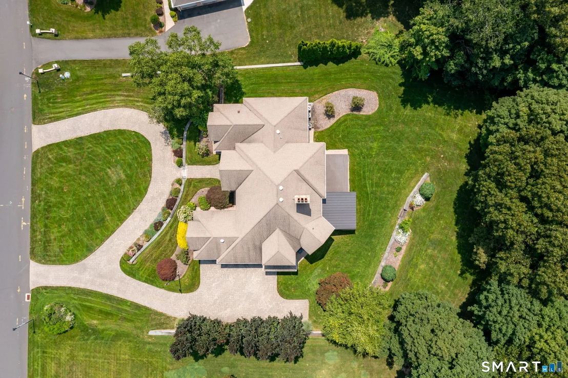 Photo of 122 Windward Place