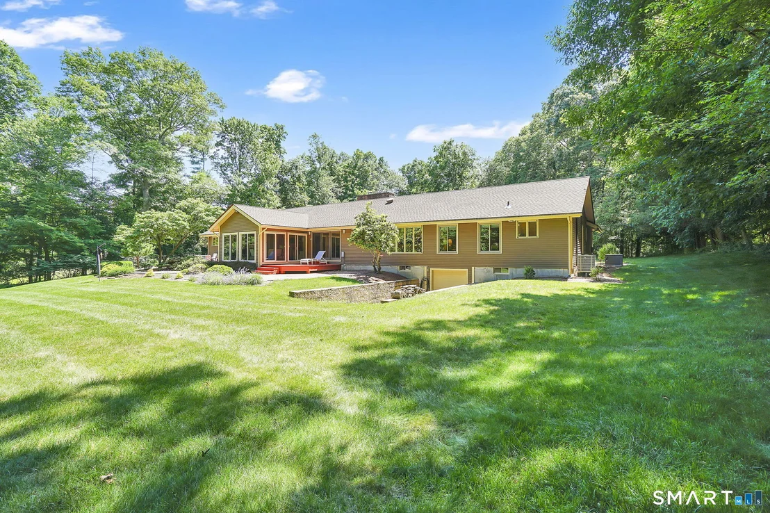 Photo of 70 Davis Road