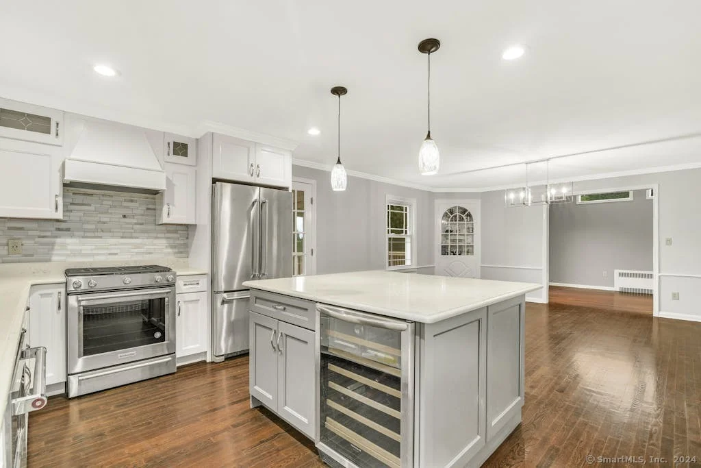 Photo of 640 Shelton Road